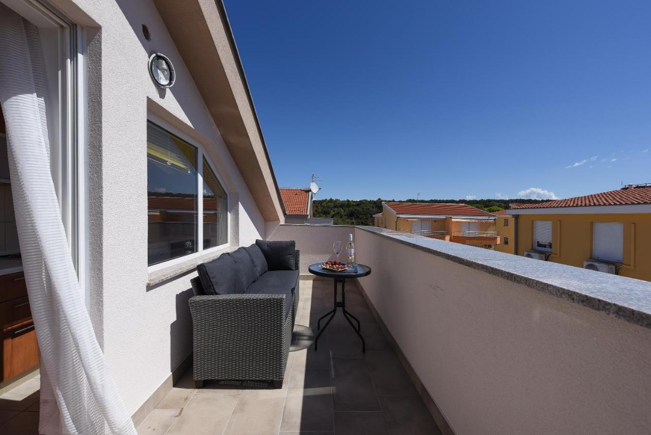 Sunset Beach Suites Kožino Dış mekan fotoğraf